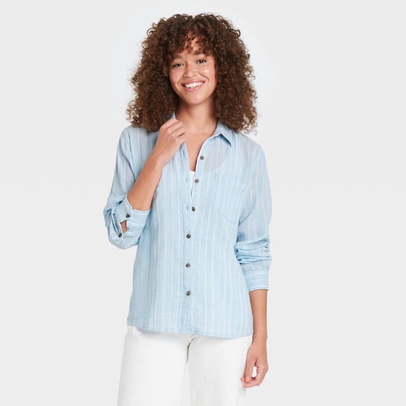 Universal Thread Tops - Women's Long Sleeve Gauze Button-Down Shirt - Universal Thread™ Light Blue (S)